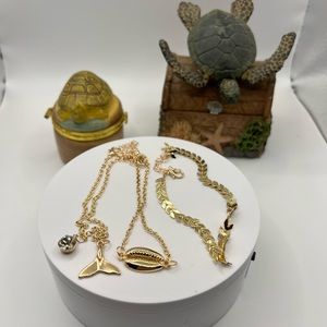 Set of 3‎ Gold Tone Anklet Bracelets NEW